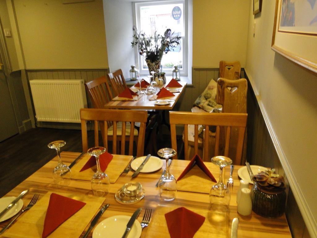 Doune The Red Lion Inn المظهر الخارجي الصورة